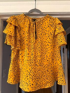 NWT Yellow Ruffle Sleeve Printed Women's Top, L